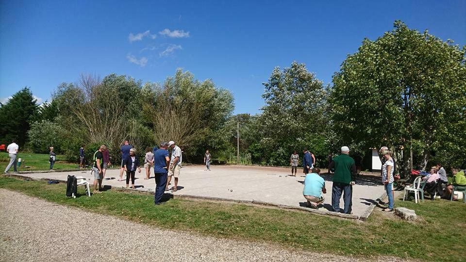Camping La Garenne De Moncourt Rue  Exterior foto